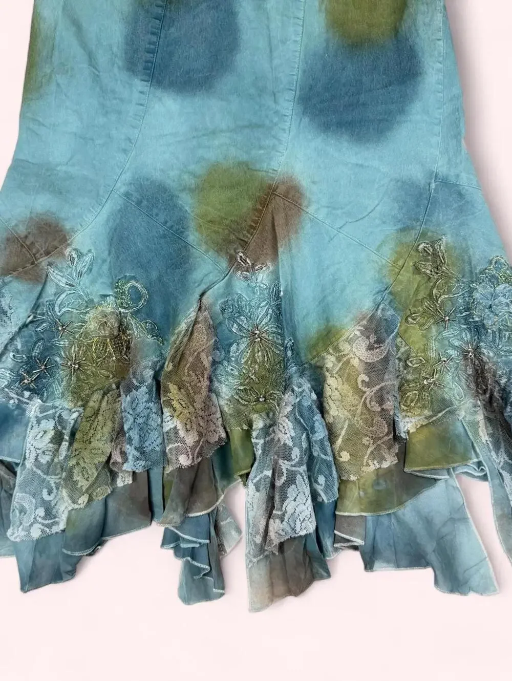 Deadstock West 36th blue and green denim skirt with ruffle hem - Picture 2 of 8